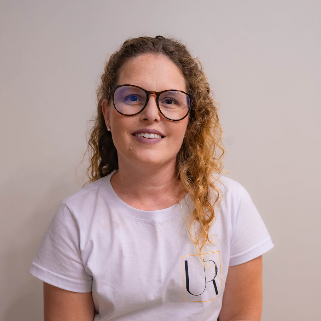 Alice Regina - Urban Salão Joinville | Beleza e Estética